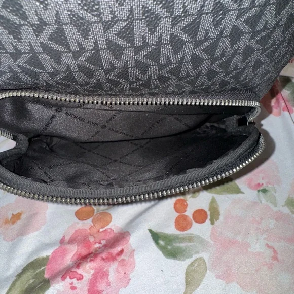 โจ Michael Kors Studded Mini Backpack โ Black MK Logo โ Read Description โจ - Picture 3 of 10